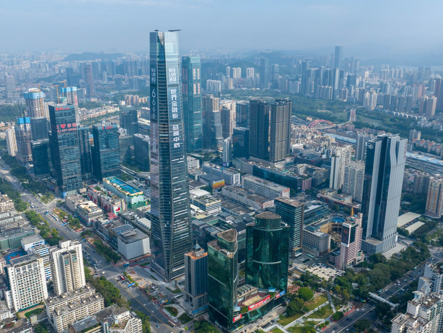 罗湖区推出6大领域31个创新应用场景，加快布局智算中心、语料中心