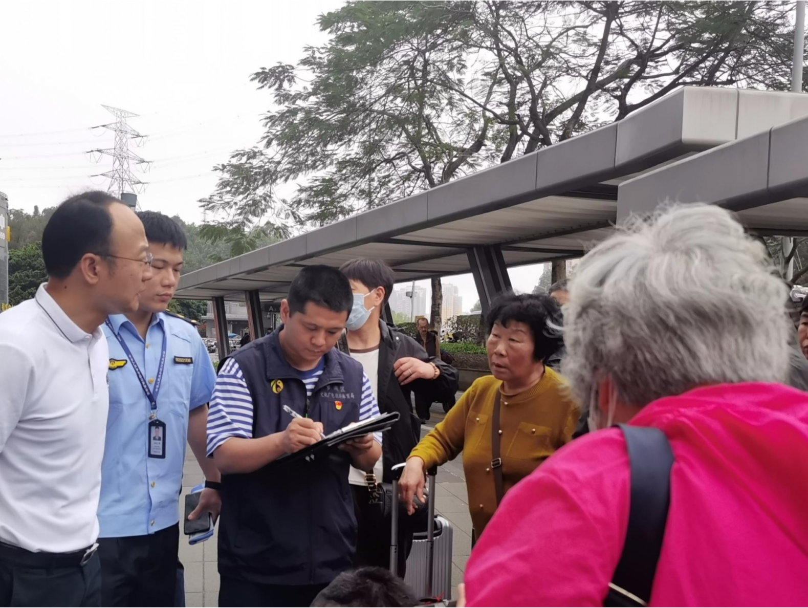 罗湖区开展专项整治行动，持续规范港澳游市场秩序 