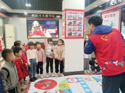 南园街道巴登社区：趣味消防课堂，儿童安全有保障