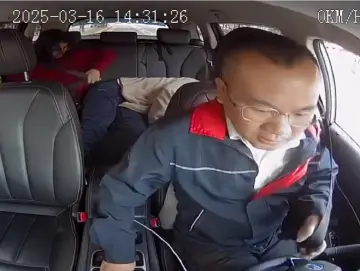 路遇孩子晕倒妈妈求助，深圳一的哥毫不犹豫急速送医