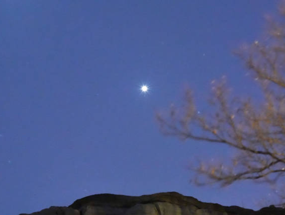 就在今天！这幕高颜值“星月童话”别错过