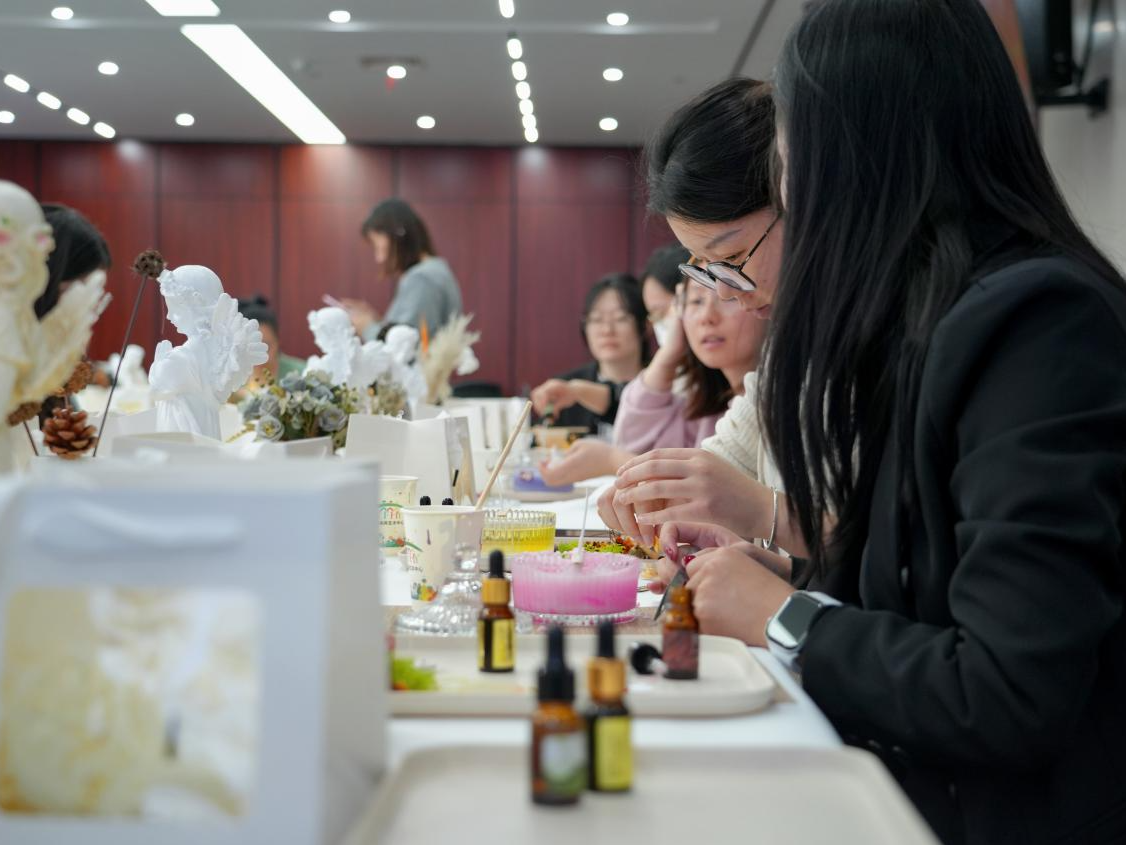 中建二局二公司深圳分公司开展庆祝“三八”妇女节主题活动