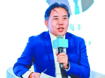 晶报特别报道 | 那些在深圳写诗的理工男 