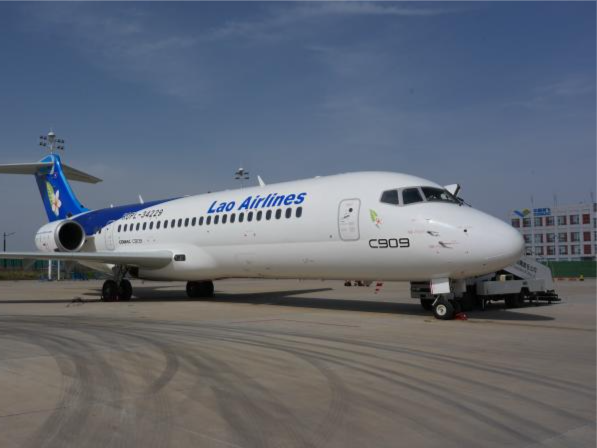 C909飞机再出国！首次交付老挝航空