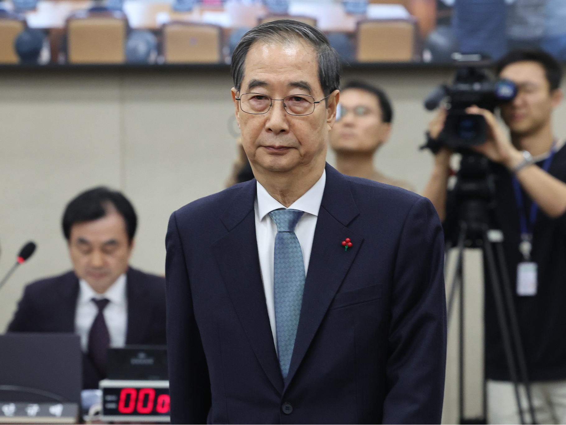 韩德洙恢复韩国总理及代总统职权
