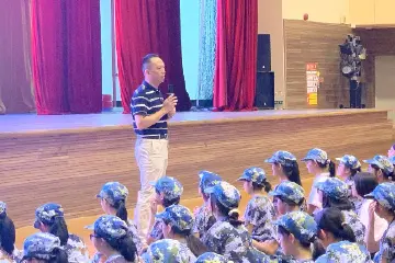 田维昶：以爱与责任照亮教育之路丨学雷锋标兵④