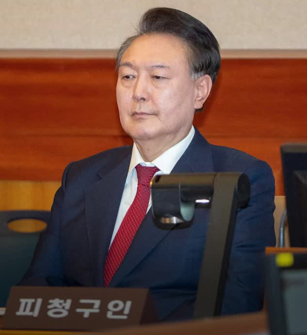 
韩国检方放弃抗诉，尹锡悦即将获释