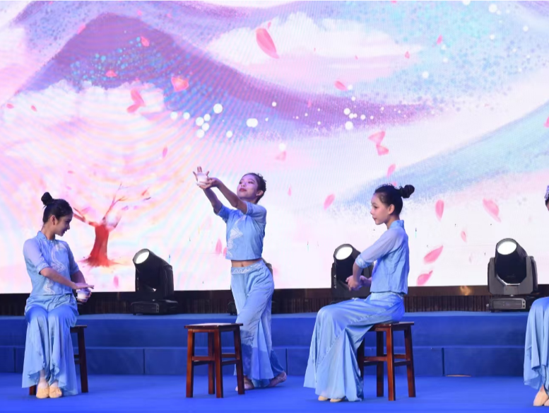 广东省流行音乐协会年度颁奖典礼在汕尾举办