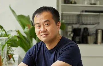 我的深圳故事·城市英雄201期 | 文本至上，在流量的喧嚣中坚守内容尊严
