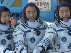 赴约星海：他们为什么要到现场看火箭发射？