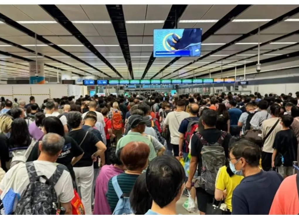 堵堵堵！香港人也有自己的“春运”，这些数据破纪录→
