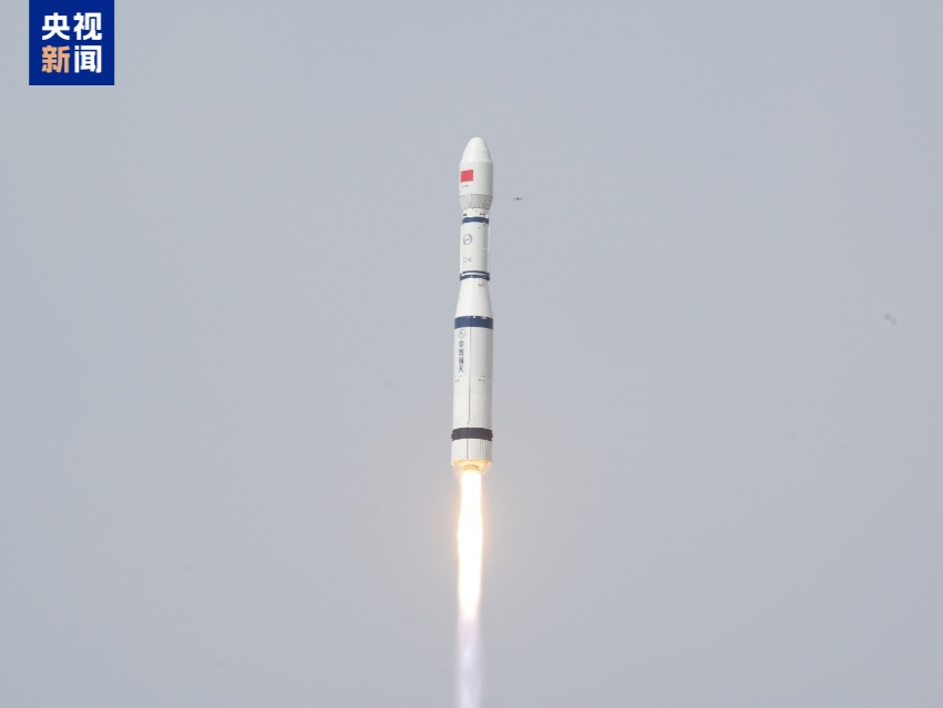 我国成功发射天平三号A星02星 