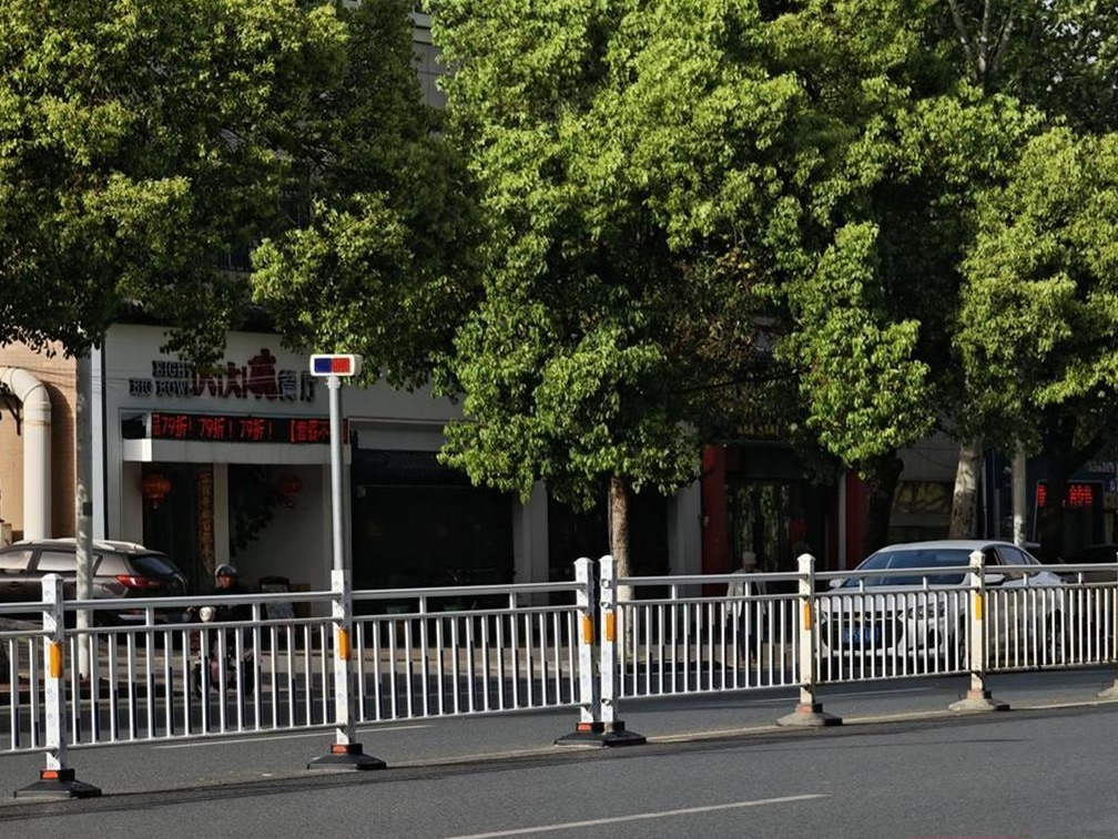 “男子泄愤撞亡一家三口”案今日开庭，肇事者曾两次深踩加速踏板