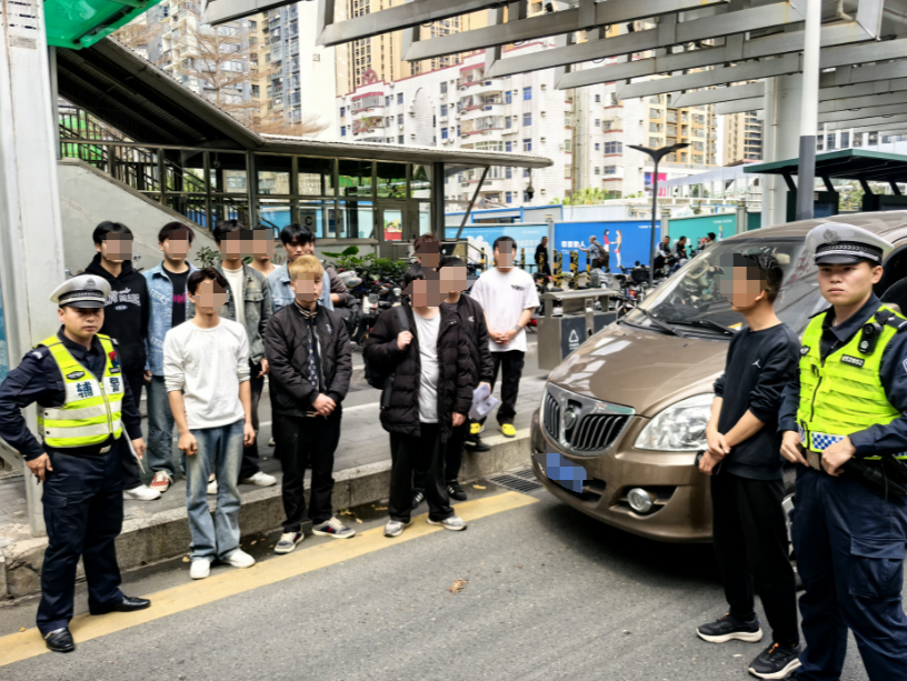 龙岗交警亮剑超员违法，守护市民安全出行