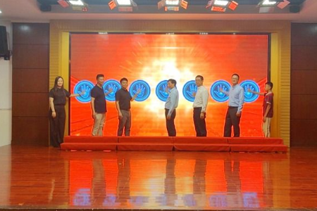 中山市“为乡村儿童读书点灯”项目在新圩小学启动