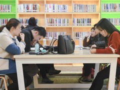 大学管理“中学化”，合适吗