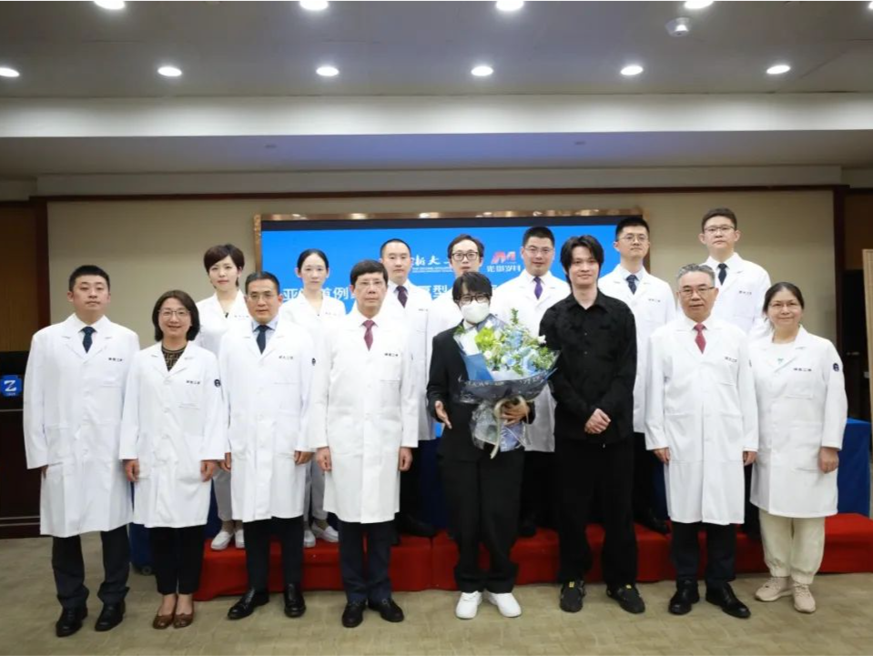 亚洲首例！知名歌手同时换掉心脏和肝脏，本人发长文：感谢祖国，感谢杭州
