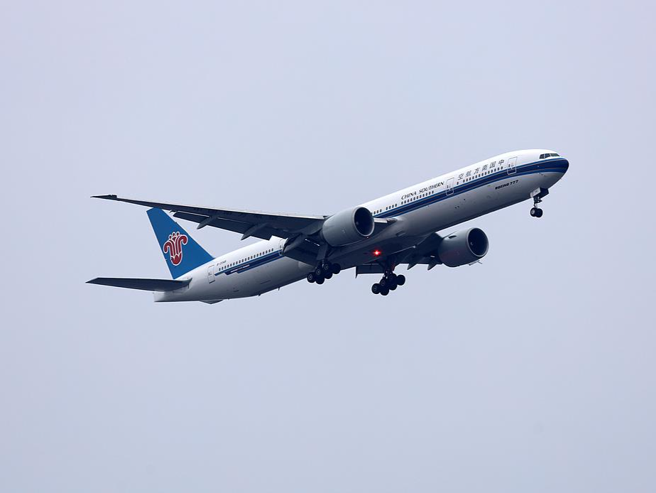 满足五一出游需求 航空公司开通、复航多条国内国际航线 