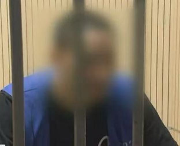 30岁拆二代中八百万彩票，却因赌博败光5套房近4000万沦为阶下囚