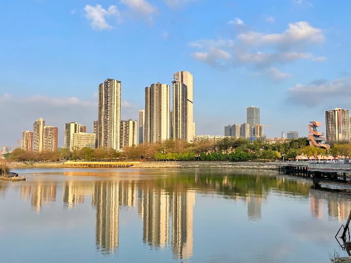 聊天丨五一假期的“阿雨”全勤打卡，天天“在岗”洒水