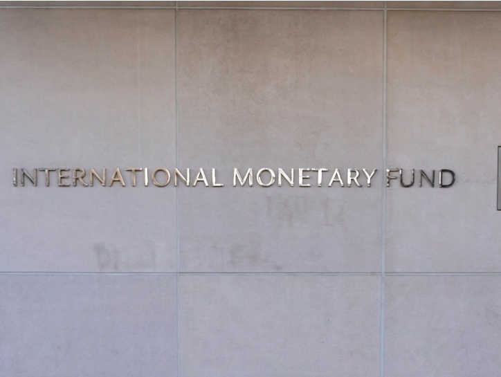 IMF预测2025年全球公共债务水平持续攀升