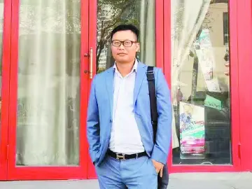 我的深圳故事·城市英雄 213期｜“深创一代”黄林仔：从地产到AI，一直在潮头