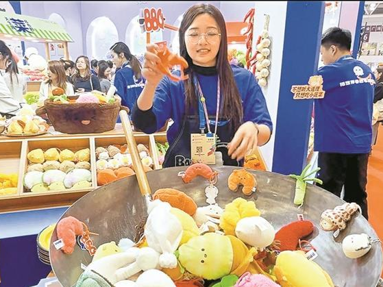 昨日开幕！深圳这场“玩具盛宴”，大朋友小朋友来了都想“剁手”