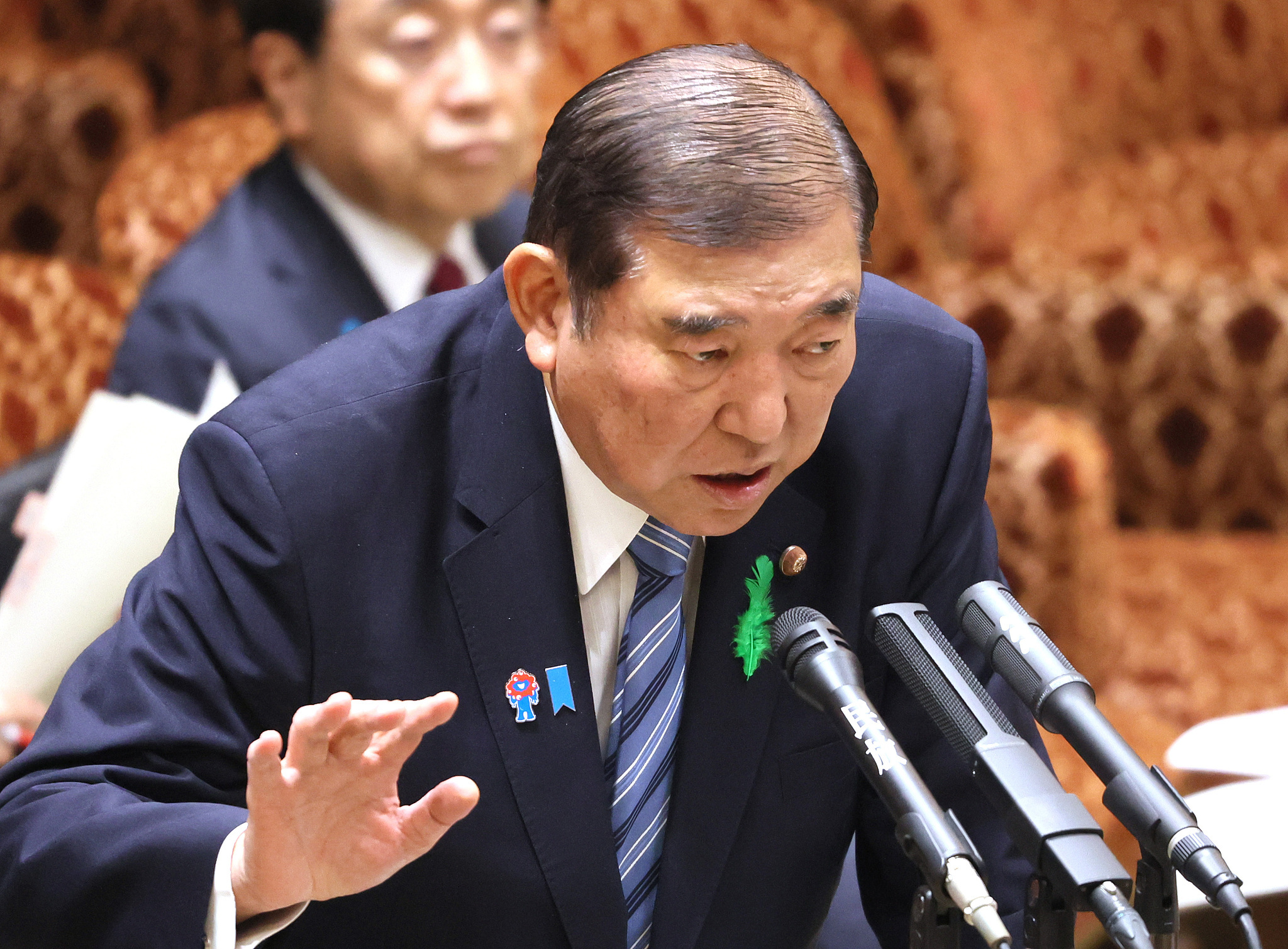 日本首相：不应将安全保障问题与关税谈判挂钩
