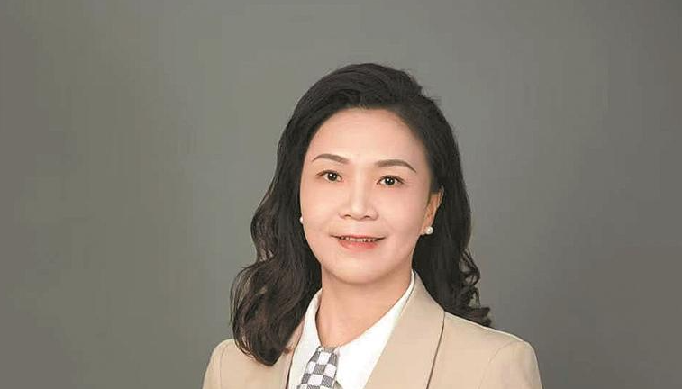 委员之声 | 黄小瑶：加强“宝妈”就业帮扶 助力生育友好社会氛围营造