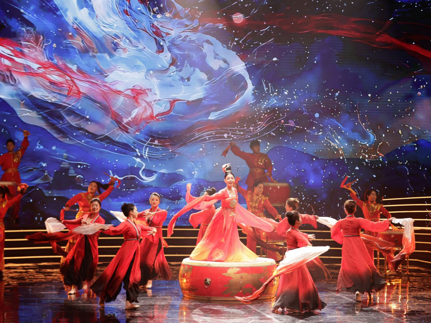2025年深圳职工“五一”文艺展演举行