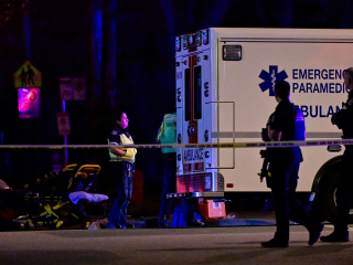 加拿大温哥华车辆冲撞人群事件已致9死 警方称非恐怖袭击