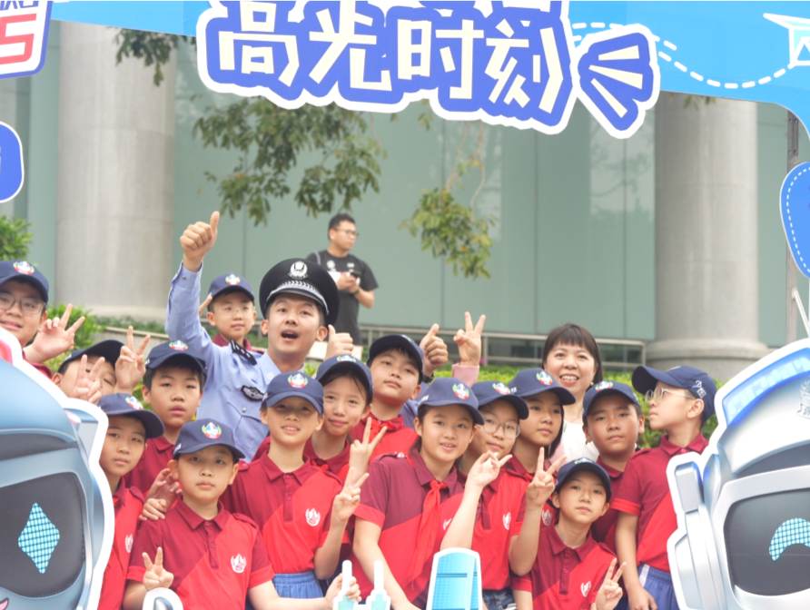 萌娃到警营“探班”，安防知识又增加了