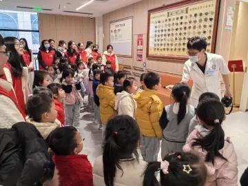 感受“可触摸的党史课”，水贝社区开展红色教育活动