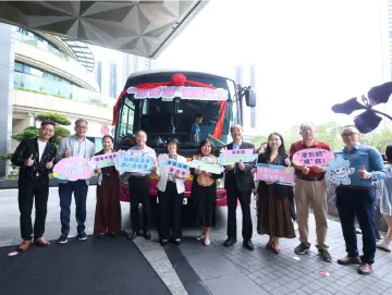 上午逛中环、下午游光明！“港”到“明”首条跨境巴士专线开通