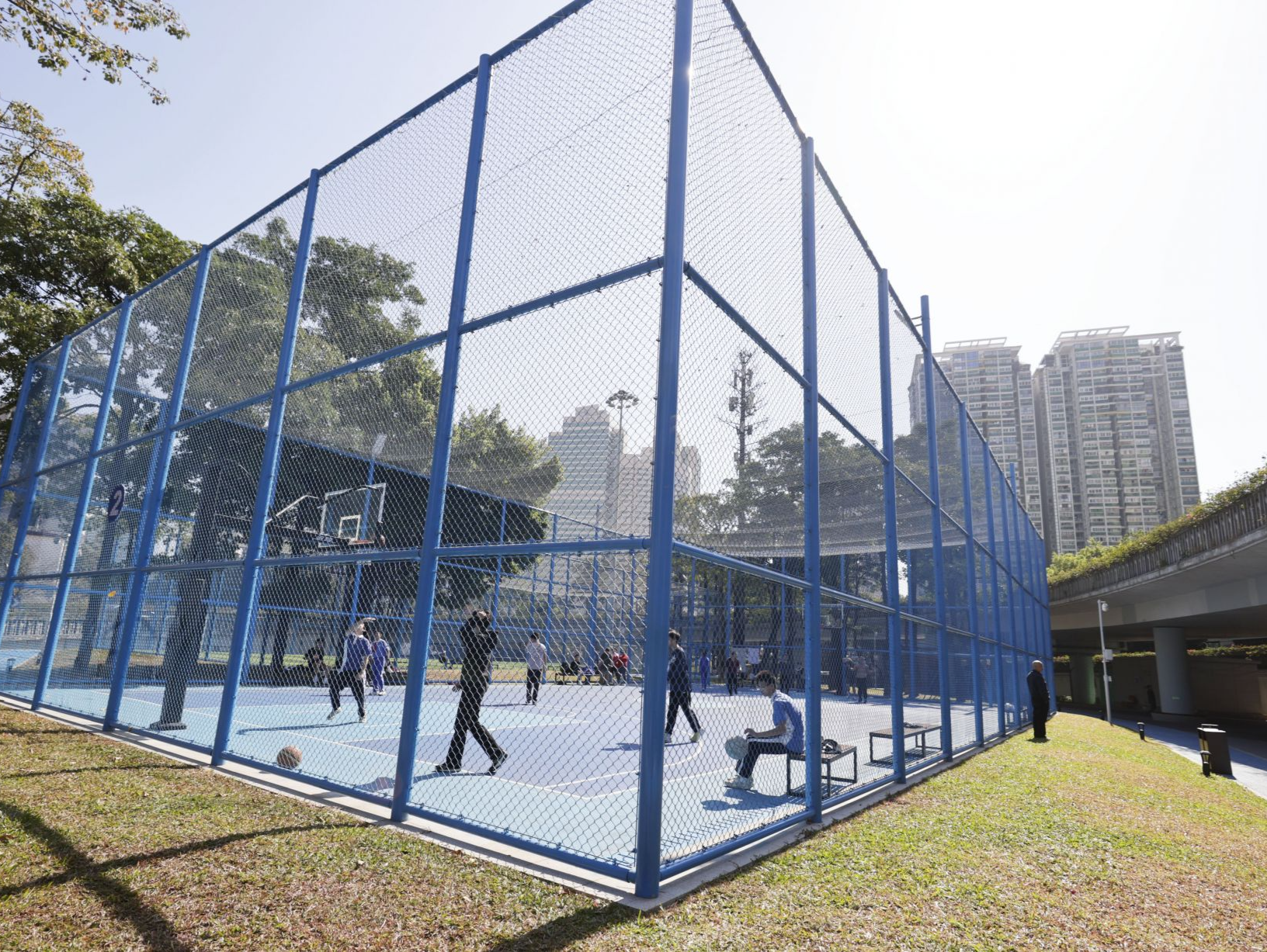 罗湖：用足用好用活城市“金角银边”