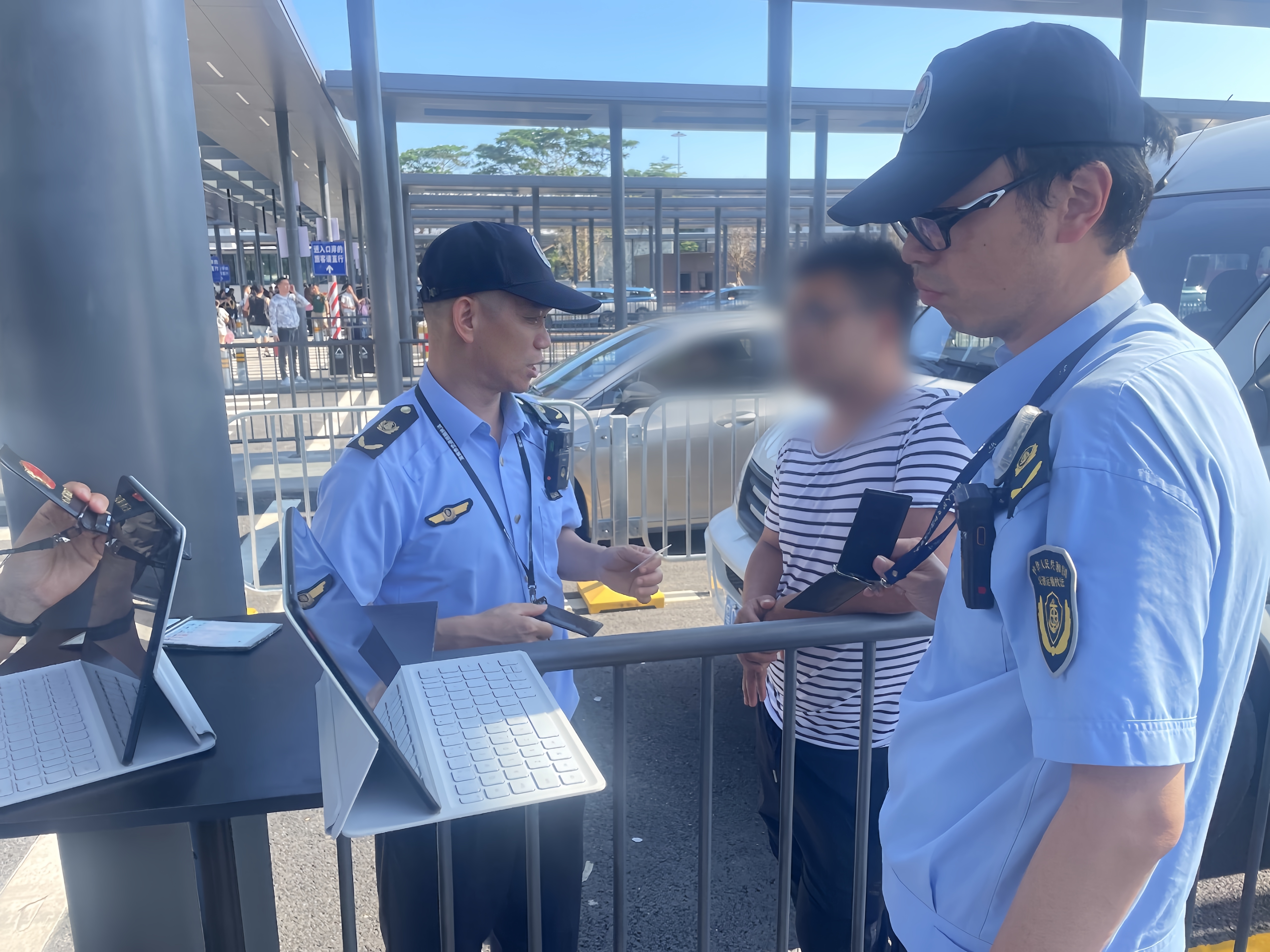 市交通运输行政执法支队开展口岸交通枢纽营运秩序专项整治