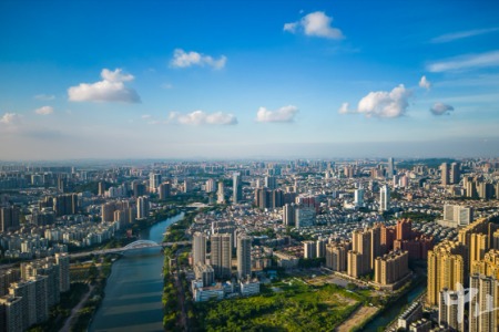 中山：各镇街凝心聚力拼经济，打造高质量发展新引擎