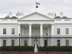 美国挥舞“关税大棒”　各方怎么接招？