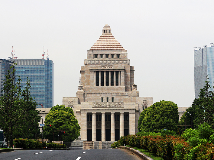日本国会通过2025财年预算案 预算总额创新高