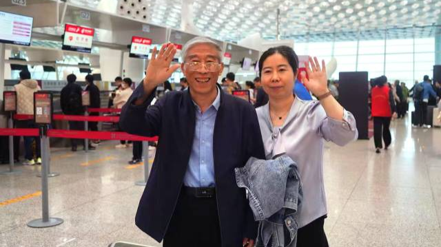 结束圆梦之旅，“山西姥爷”踏上返程路：“深圳让我‘返老还童’！” 