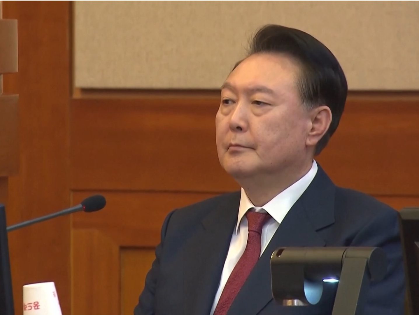 尹锡悦涉嫌发动内乱案第二次庭审21日举行 媒体获准拍摄