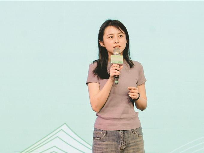 在深圳长出的科幻“脑洞”，让她拿下多项创作大奖