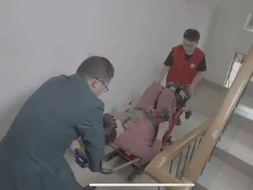 科技助老！南山区电动爬楼机试点助老人轻松上下楼