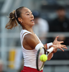 （体育）（12）网球——WTA1000罗马站：郑钦文晋级16强