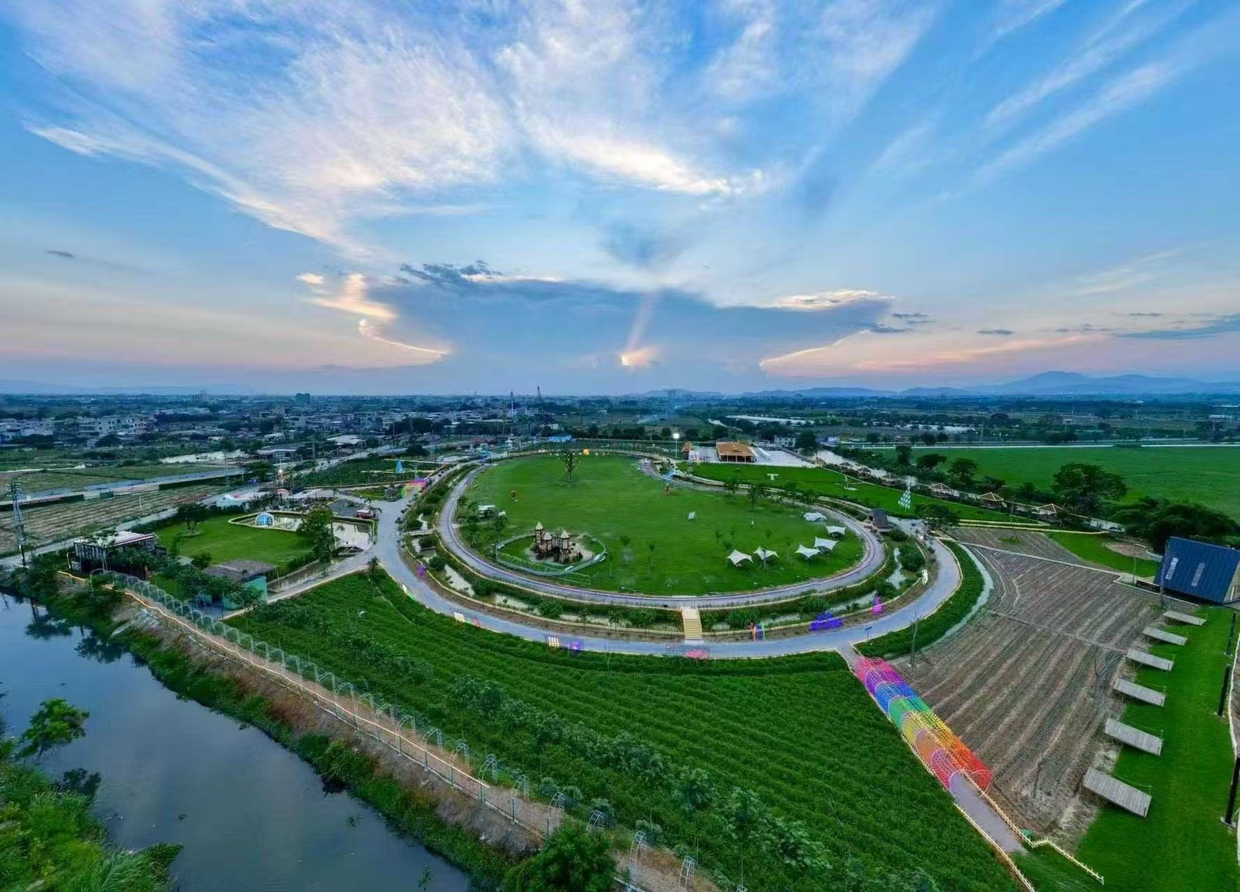撂荒地上崛起新型绿色生态园！汕头“和美花海生态园”三产融合助力乡村振兴