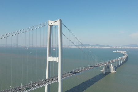 深中通道车流，刷新纪录！