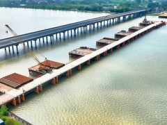 “五一”假期全国多地铁路重点工程建设持续推进