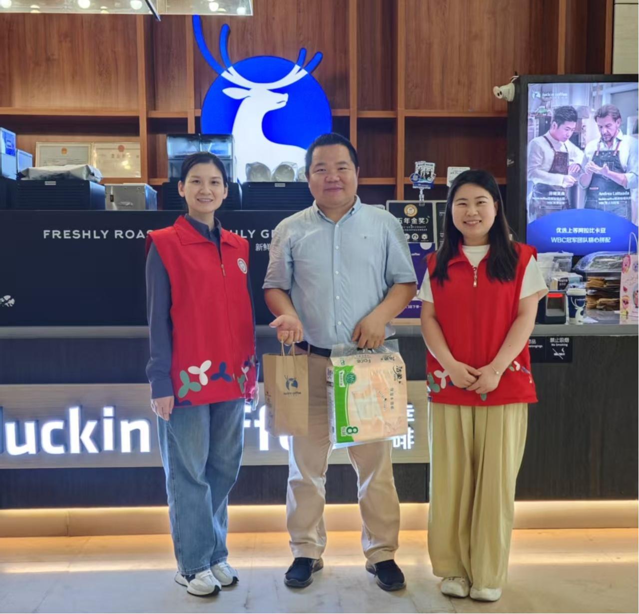 坑梓街道“红色储蓄银行”凝聚志愿力量