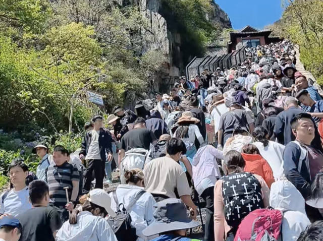 5月1日，全社会跨区域人员流动量完成33271.4万人次