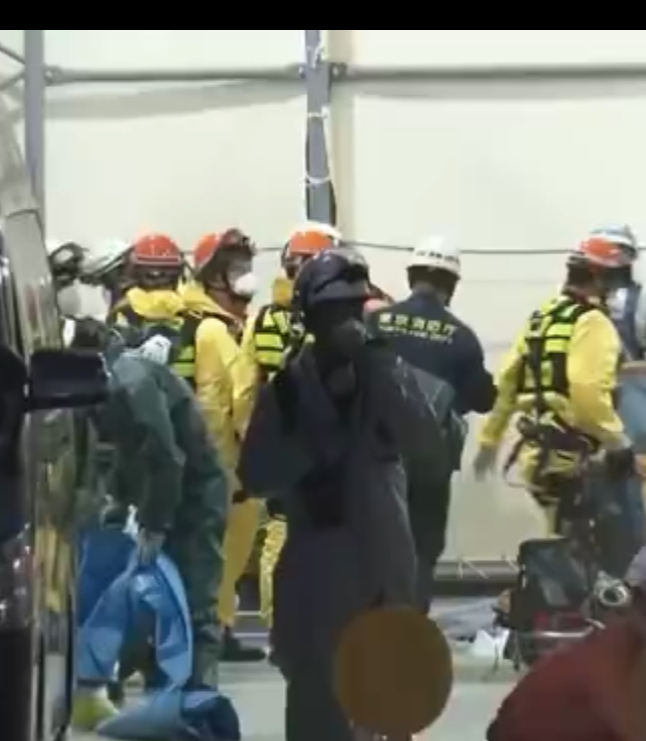 时隔三个月！日本掉入“天坑”大爷遗体被找到，日媒：事发地修复加固需5到7年